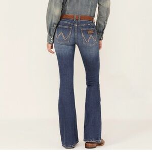 Wrangler Retro Flare Jeans Size 5 36 Inseam